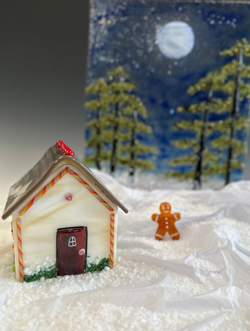 12/15: FULL! Fused Gingerbread Houses Sunday 10-1pm  (1 Day)